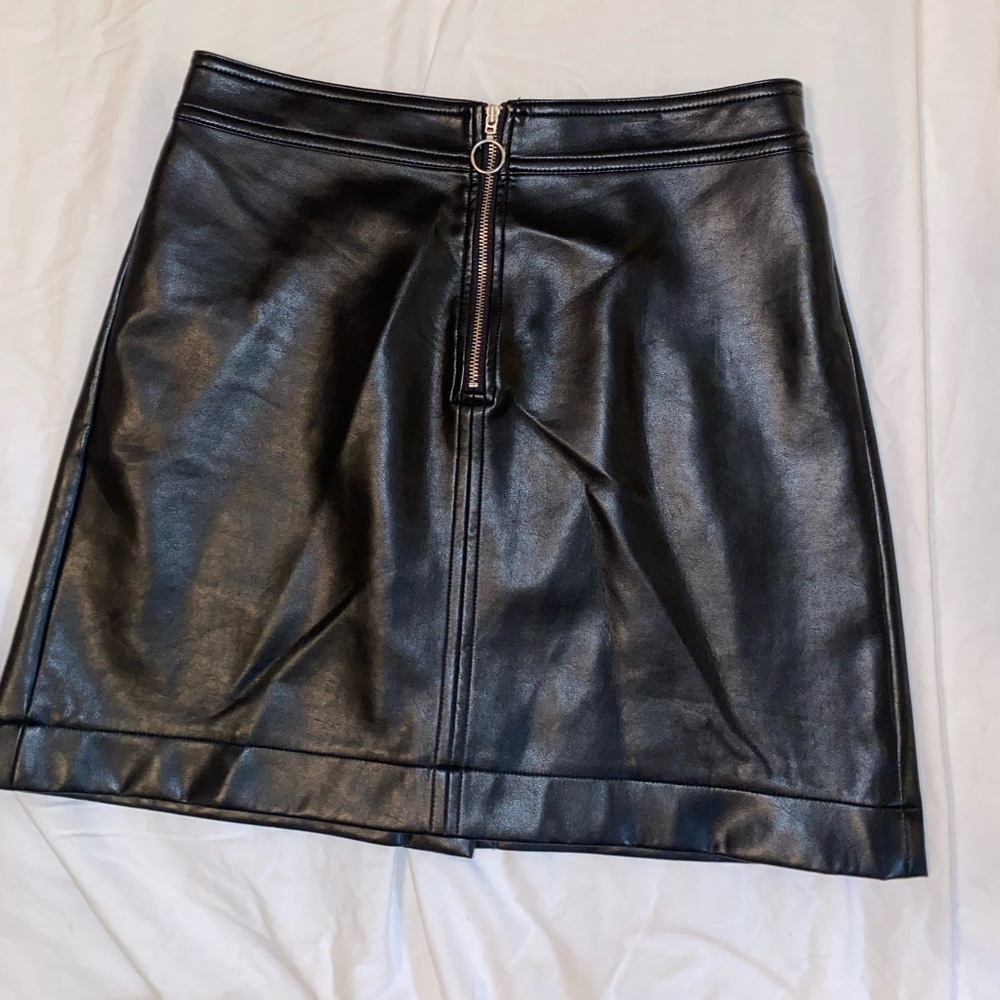 Wilfred Leather Skirt